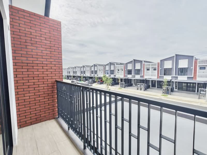Rumah Bandar untuk Dijual di Shah Alam (Selangor) - Alif Saad - PropertyGuru.com.my