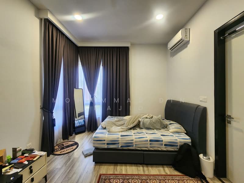 Rumah Berkembar untuk Dijual di Bukit Bandaraya (Shah Alam) - Mohammad Din Majid - Bedroom - PropertyGuru.com.my