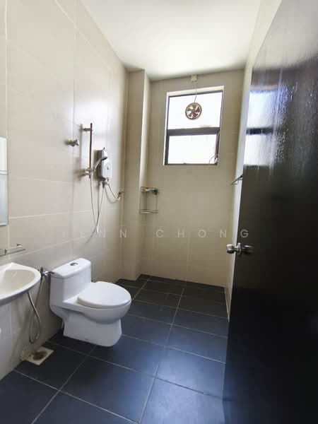 Bungalow for Sale in Taman Klang Jaya (Klang) - Yenn Chong - Bathroom - PropertyGuru.com.my