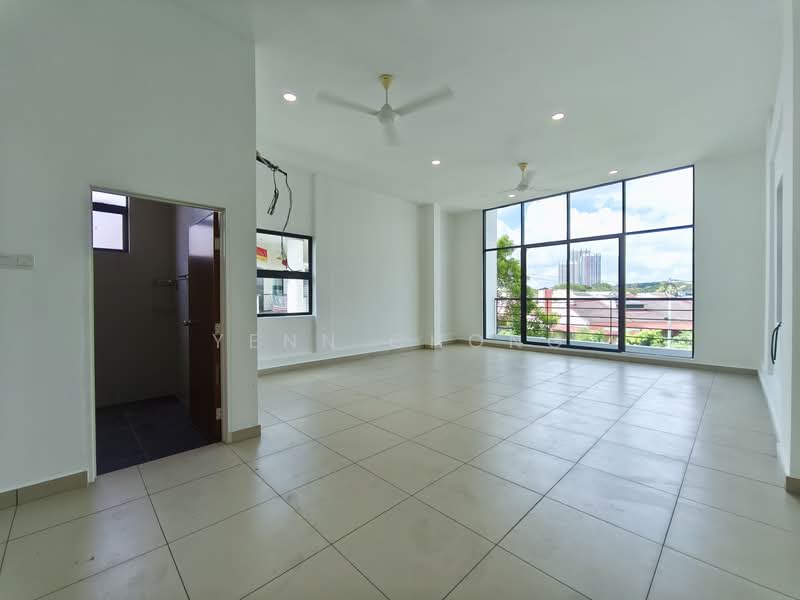 Bungalow for Sale in Taman Klang Jaya (Klang) - Yenn Chong - Living Room - PropertyGuru.com.my