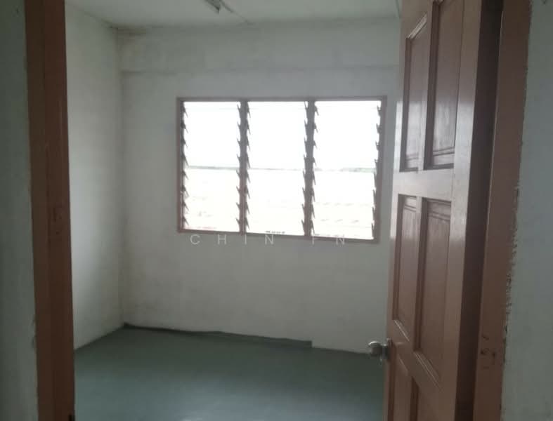 Rumah Flat untuk Dijual di Rumah Pangsa Batu Berendam - CHIN FN - Interior - PropertyGuru.com.my