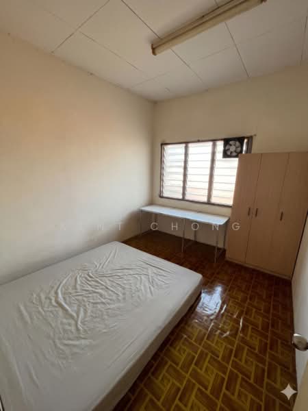 Rumah Teres untuk Dijual di Taman Bukit Semenyih (Semenyih) - Kent Chong - Bedroom - PropertyGuru.com.my