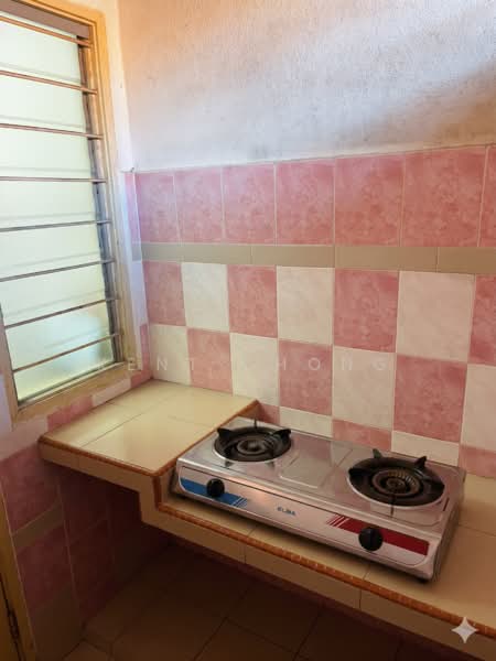 Rumah Teres untuk Dijual di Taman Bukit Semenyih (Semenyih) - Kent Chong - Kitchen - PropertyGuru.com.my