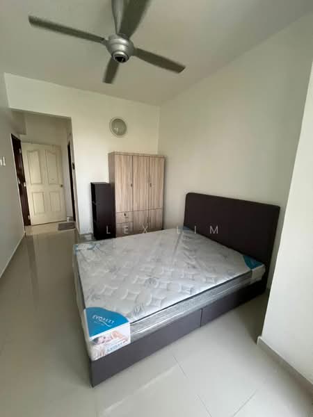 Condominium for Rent at Marina Bay Condominium - Alex Lim - Bedroom - PropertyGuru.com.my