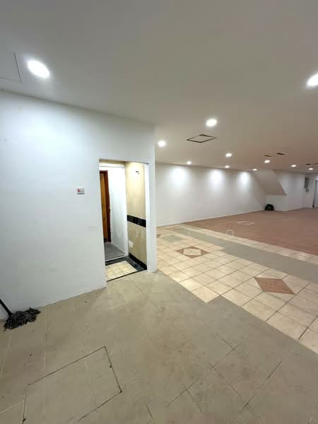Shop for Rent in Petaling Jaya (Selangor) - David Lao - Interior - PropertyGuru.com.my