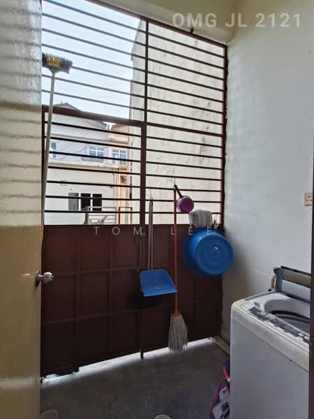 2-storey Terraced House for Sale in Port Klang (Pelabuhan Klang) (Selangor) - Tom Lee - PropertyGuru.com.my