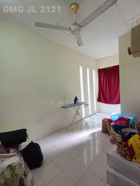 2-storey Terraced House for Sale in Port Klang (Pelabuhan Klang) (Selangor) - Tom Lee - PropertyGuru.com.my