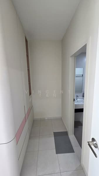 Condominium for Rent at Havana Beach Residences - Vincent Tan - Corridor - PropertyGuru.com.my