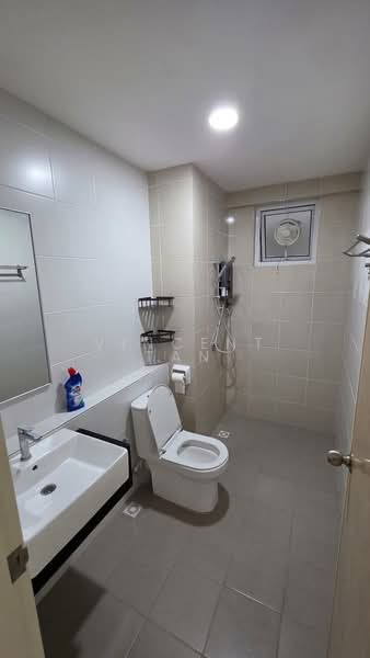 Condominium for Rent at Havana Beach Residences - Vincent Tan - Bathroom - PropertyGuru.com.my