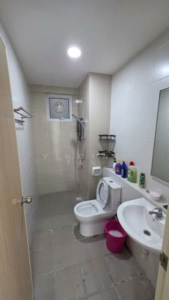Condominium for Rent at Havana Beach Residences - Vincent Tan - Bathroom - PropertyGuru.com.my