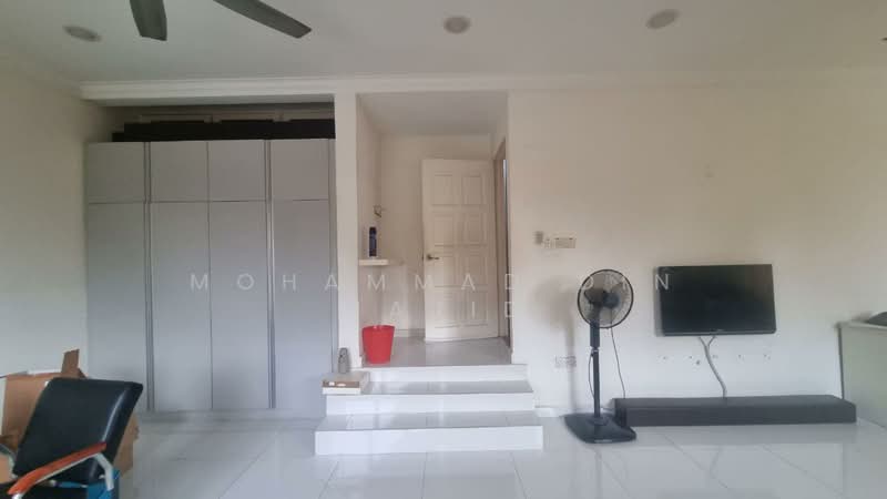 Rumah Teres 2 Tingkat untuk Dijual di Seksyen 4 (Shah Alam) - Mohammad Din Majid - Living Room - PropertyGuru.com.my