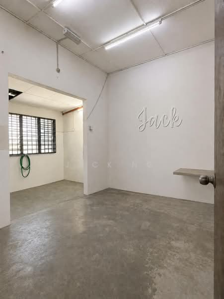 Shop / Office for Rent in Taman Chai Leng (Perai) - Jack Ng - Interior - PropertyGuru.com.my
