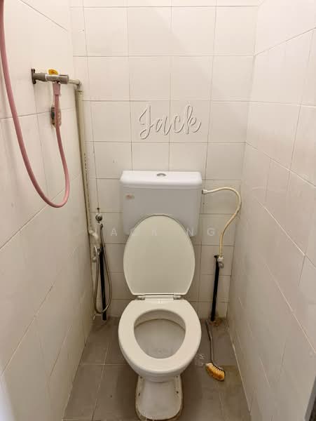 Shop / Office for Rent in Taman Chai Leng (Perai) - Jack Ng - Bathroom - PropertyGuru.com.my