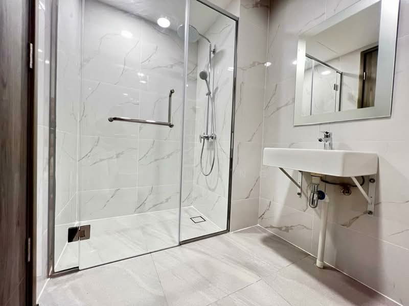Service Residence for Sale at Agile Bukit Bintang - Penny Ng - Bathroom - PropertyGuru.com.my