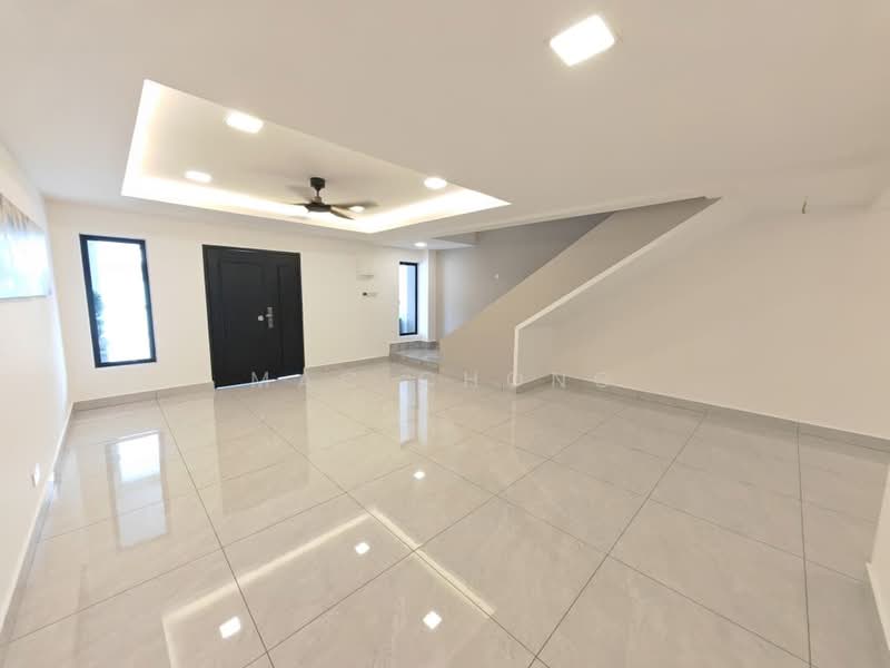 2-storey Terraced House for Sale in Bandar Mahkota Cheras (Cheras) - Mac Chong - Living Room - PropertyGuru.com.my