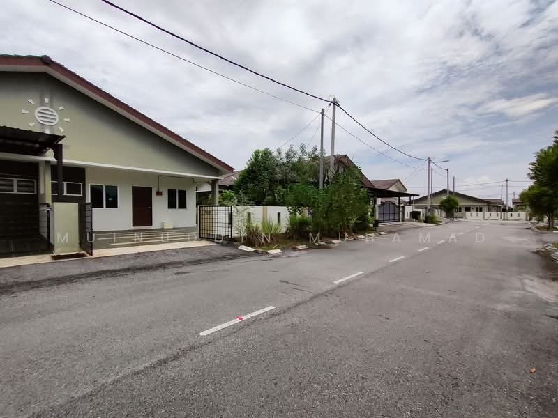 Cluster House for Sale in Sitiawan (Perak) - Muinuddin Muhamad - Exterior - PropertyGuru.com.my