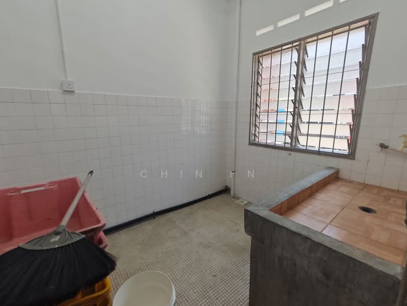 Kedai untuk Disewa di Taman Peringgit Jaya (Melaka City) - CHIN FN - Interior - PropertyGuru.com.my