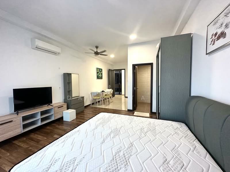 Service Residence for Rent at Molek Regency - Dancy Tan - Bedroom - PropertyGuru.com.my