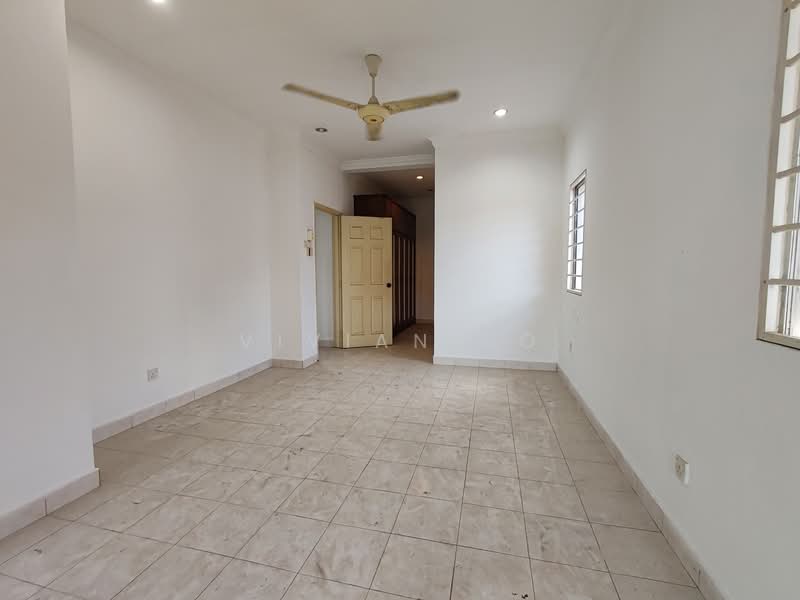 Rumah Berkembar untuk Dijual di Shah Alam (Selangor) - Vivian Ho - PropertyGuru.com.my
