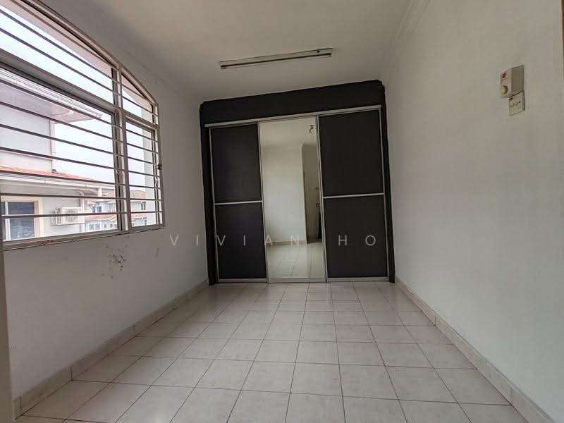 Semi-Detached House for Sale in Shah Alam (Selangor) - Vivian Ho - PropertyGuru.com.my