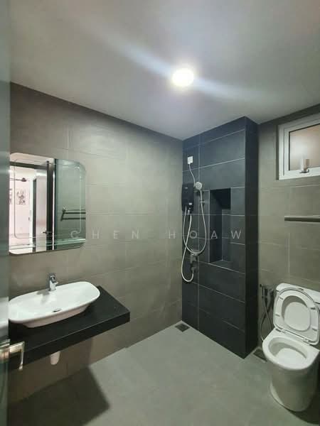 Kondominium untuk Dijual di Inspirasi - Chen Hoaw - Bathroom - PropertyGuru.com.my
