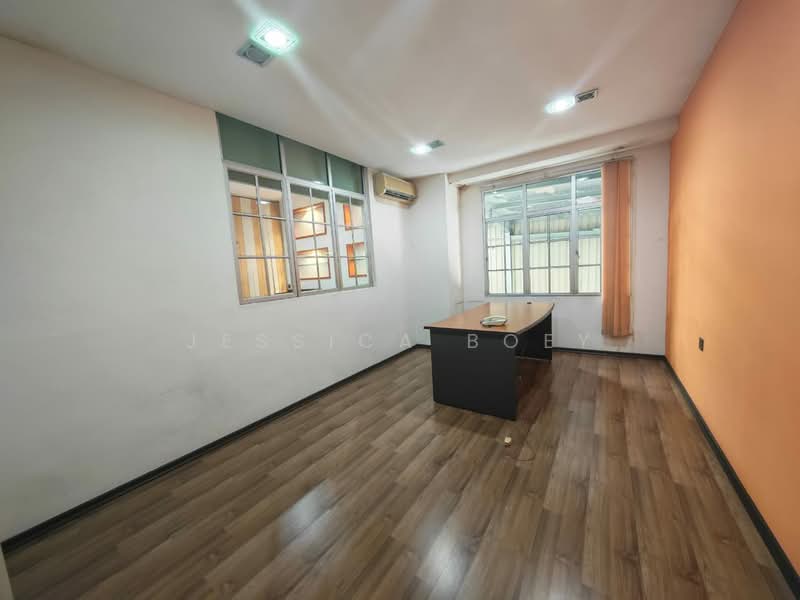 Warehouse for Rent in Taman Desa Jaya (Johor Bahru) - Jessica Boey - Interior - PropertyGuru.com.my