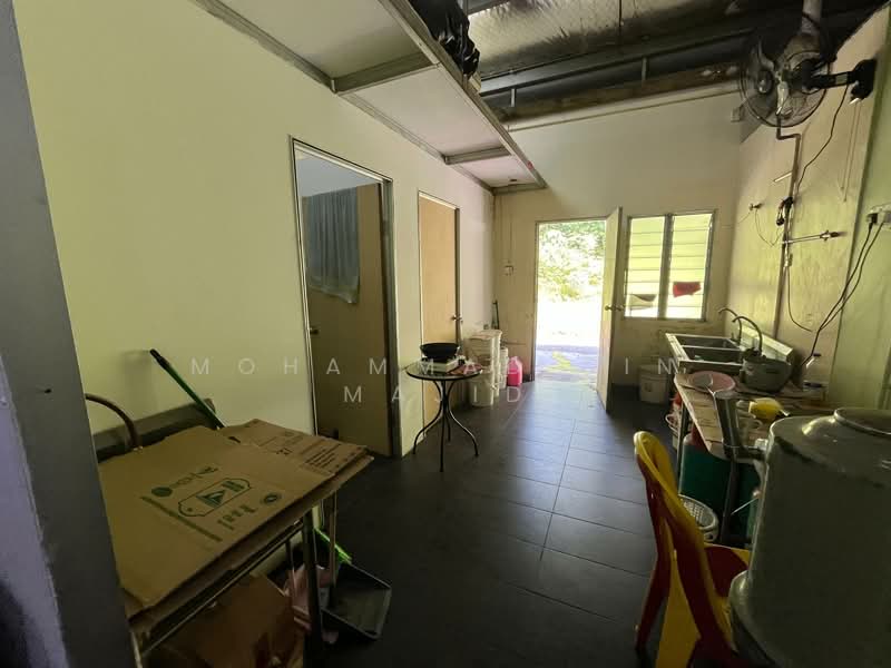 Kedai untuk Dijual di Laman Glenmarie (Shah Alam) - Mohammad Din Majid - Kitchen - PropertyGuru.com.my