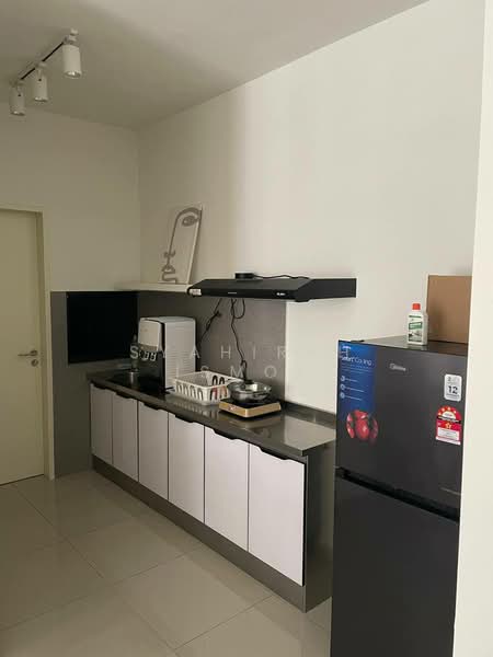 Service Residence for Rent at D'Cosmos Residences - Syahirah Ismol - Kitchen - PropertyGuru.com.my