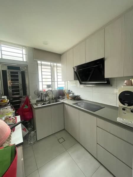 Rumah Teres 1 Tingkat untuk Dijual di Bandar Baru Permas Jaya (Permas Jaya) - Alviss Tay - Kitchen - PropertyGuru.com.my