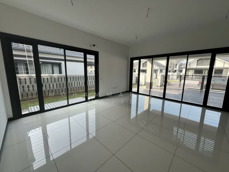 Semi-Detached House for Sale in Shah Alam (Selangor) - Mohammad Din Majid - Living Room - PropertyGuru.com.my