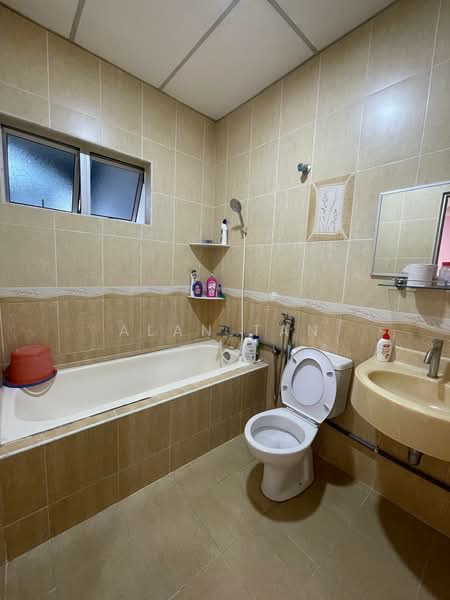 2-storey Terraced House for Sale in Taman Bukit Setongkol Jaya (Kuantan) - Alan Tan - Bathroom - PropertyGuru.com.my