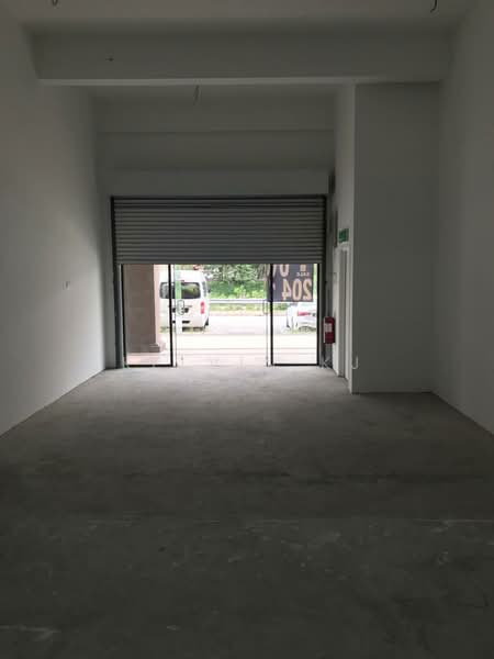 Shop / Office for Rent in Alam Damai (Cheras) - Kelvin KJ - Entrance - PropertyGuru.com.my