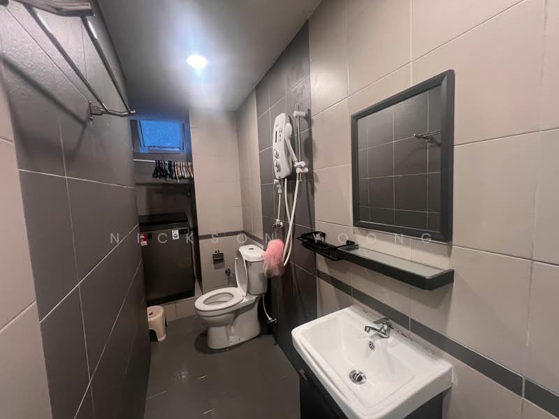 Kondominium untuk Disewa di Bukit OUG Condominiums - Nickson Yoong - Bathroom - PropertyGuru.com.my