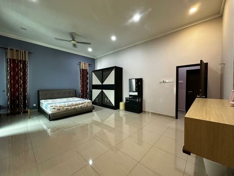 Semi-Detached House for Sale in Kota Bayuemas (Klang) - Elwin Chok - Bedroom - PropertyGuru.com.my