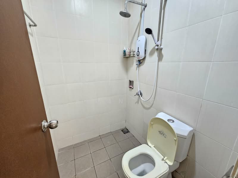 Semi-Detached House for Sale in Cheras (Selangor) - Aivan Ng - Bathroom - PropertyGuru.com.my