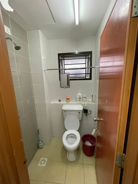 Apartment for Sale at Green Suria @ Bandar Tun Hussein Onn - Edward Ooi - Bathroom - PropertyGuru.com.my