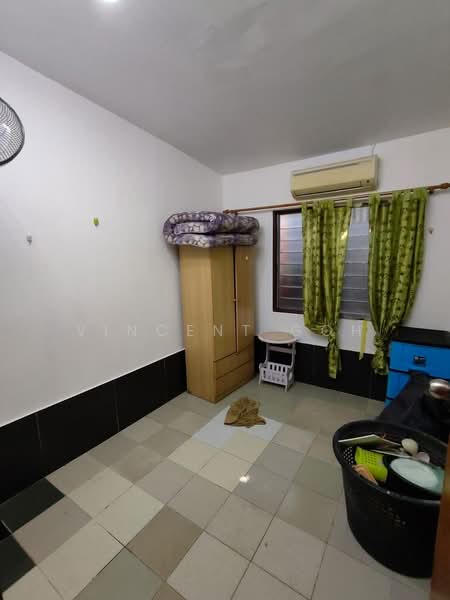 Semi-Detached House for Sale in Jinjang (Kuala Lumpur) - Vincent Goh - Bedroom - PropertyGuru.com.my