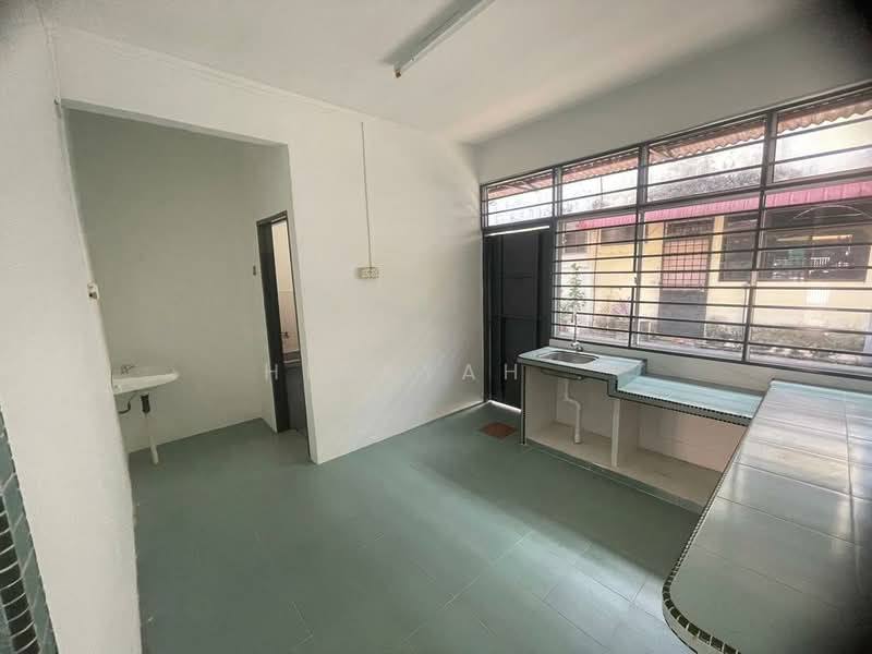 Rumah Teres 2 Tingkat untuk Disewa di Butterworth (Penang) - Hidayah . - Kitchen - PropertyGuru.com.my