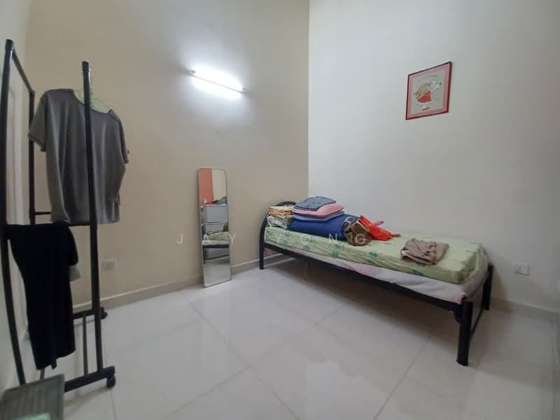 1-storey Terraced House for Sale in Bandar Bukit Raja (Klang) - Jay Yong - Bedroom - PropertyGuru.com.my