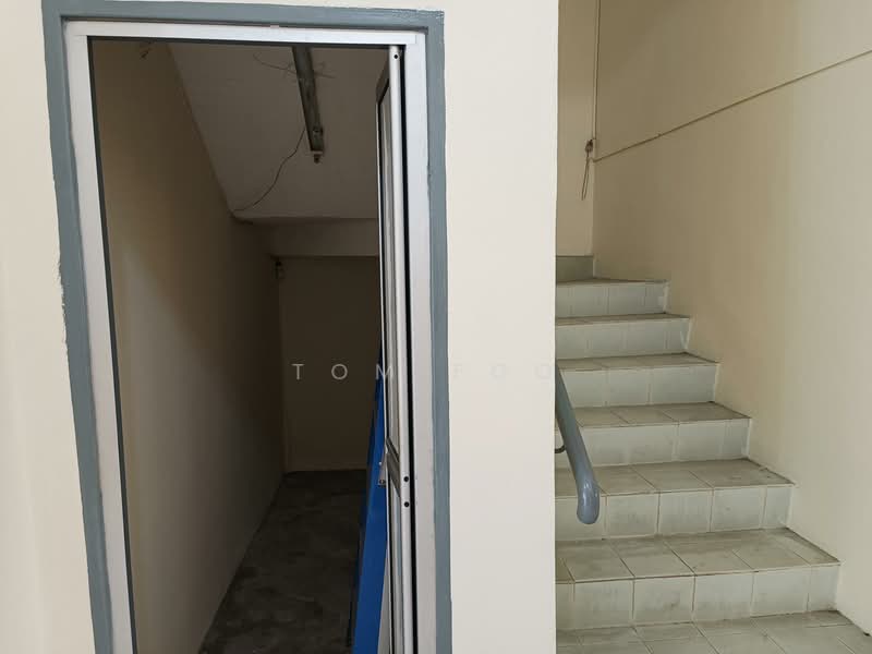 2-storey Terraced House for Rent in Taman Kota Jaya (Kota Tinggi) - Tom Foo - Corridor - PropertyGuru.com.my