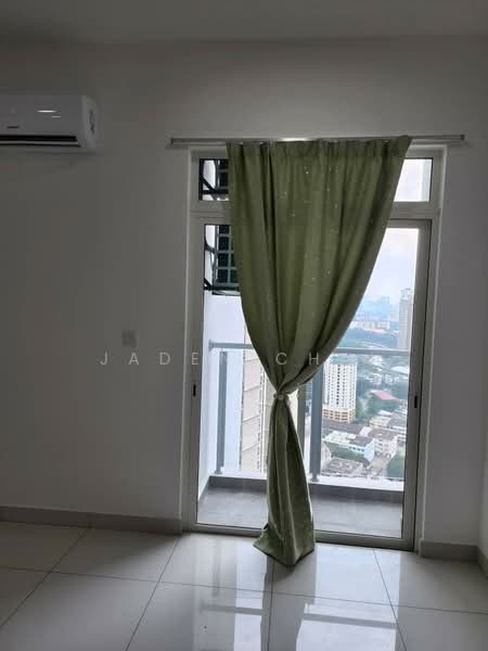 Servis Apartment untuk Dijual di TR Residence - Jaden Chai - Balcony - PropertyGuru.com.my