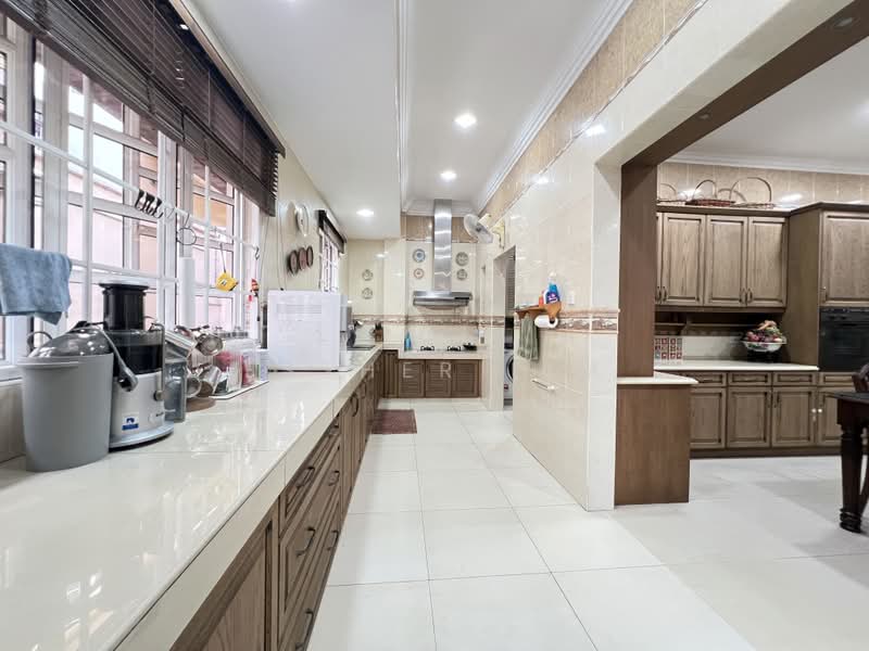 Banglo Pautan untuk Dijual di Kota Damansara (Selangor) - Esther Lim - Kitchen - PropertyGuru.com.my