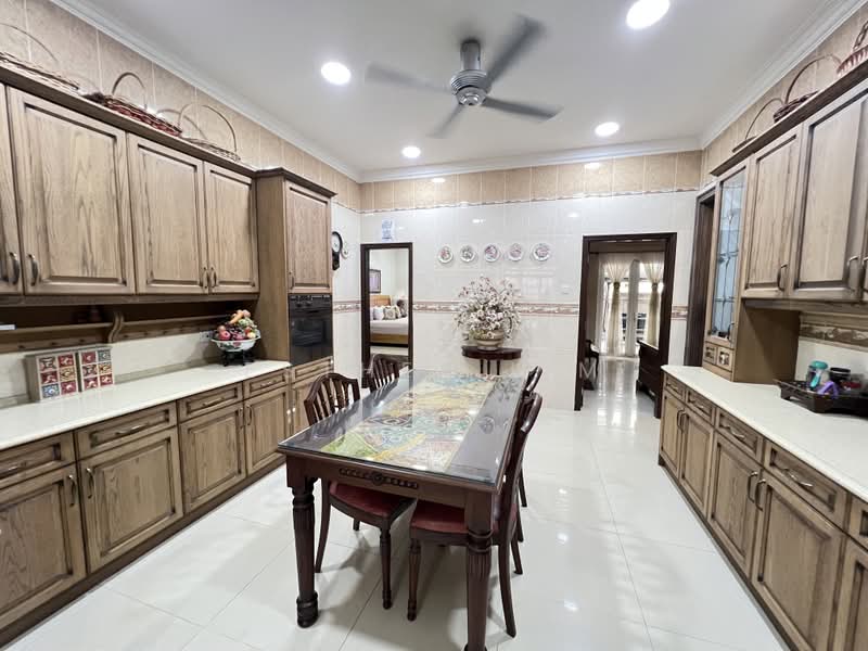 Banglo Pautan untuk Dijual di Kota Damansara (Selangor) - Esther Lim - Kitchen - PropertyGuru.com.my