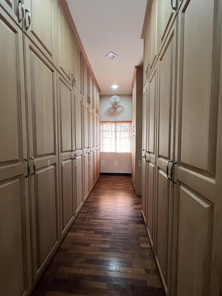 Banglo Pautan untuk Dijual di Kota Damansara (Selangor) - Esther Lim - Corridor - PropertyGuru.com.my