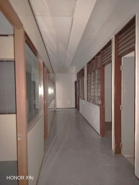 Shop / Office for Rent in Taman Maluri (Cheras) - Chris Lim - Corridor - PropertyGuru.com.my