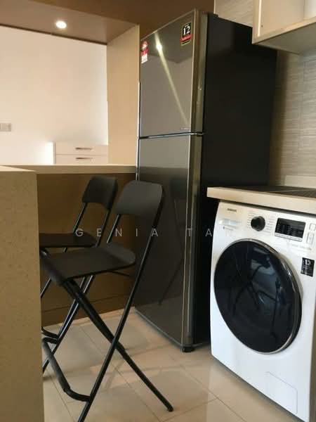 Service Residence for Sale at R&F Princess Cove Phase 1 - Genia Tan - Kitchen - PropertyGuru.com.my
