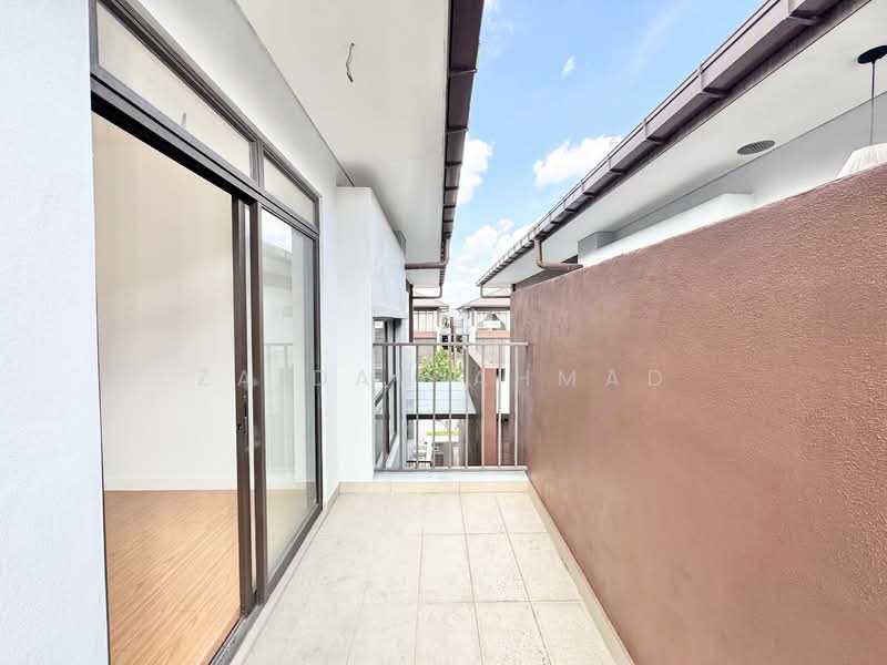 Terraced House for Sale in Cyberjaya (Selangor) - Zaidah Ahmad - Balcony - PropertyGuru.com.my
