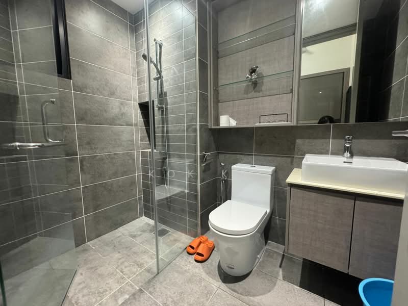 Servis Apartment untuk Disewa di Millerz Square Serviced Residence - Kok KH - Bathroom - PropertyGuru.com.my