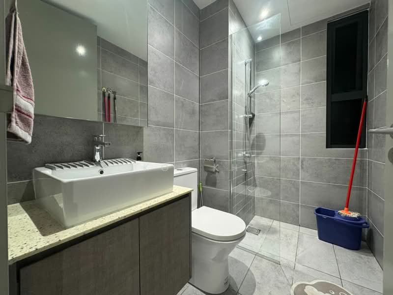 Servis Apartment untuk Disewa di Millerz Square Serviced Residence - Kok KH - Bathroom - PropertyGuru.com.my