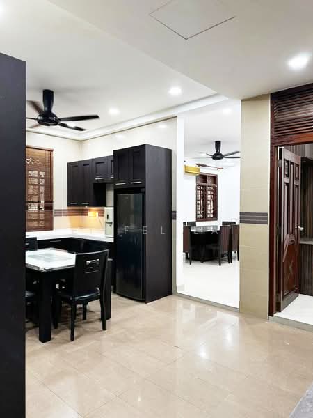 Rumah Berkembar untuk Disewa di Taman Sri Jelok (Kajang) - Eiffel Lai - Kitchen - PropertyGuru.com.my